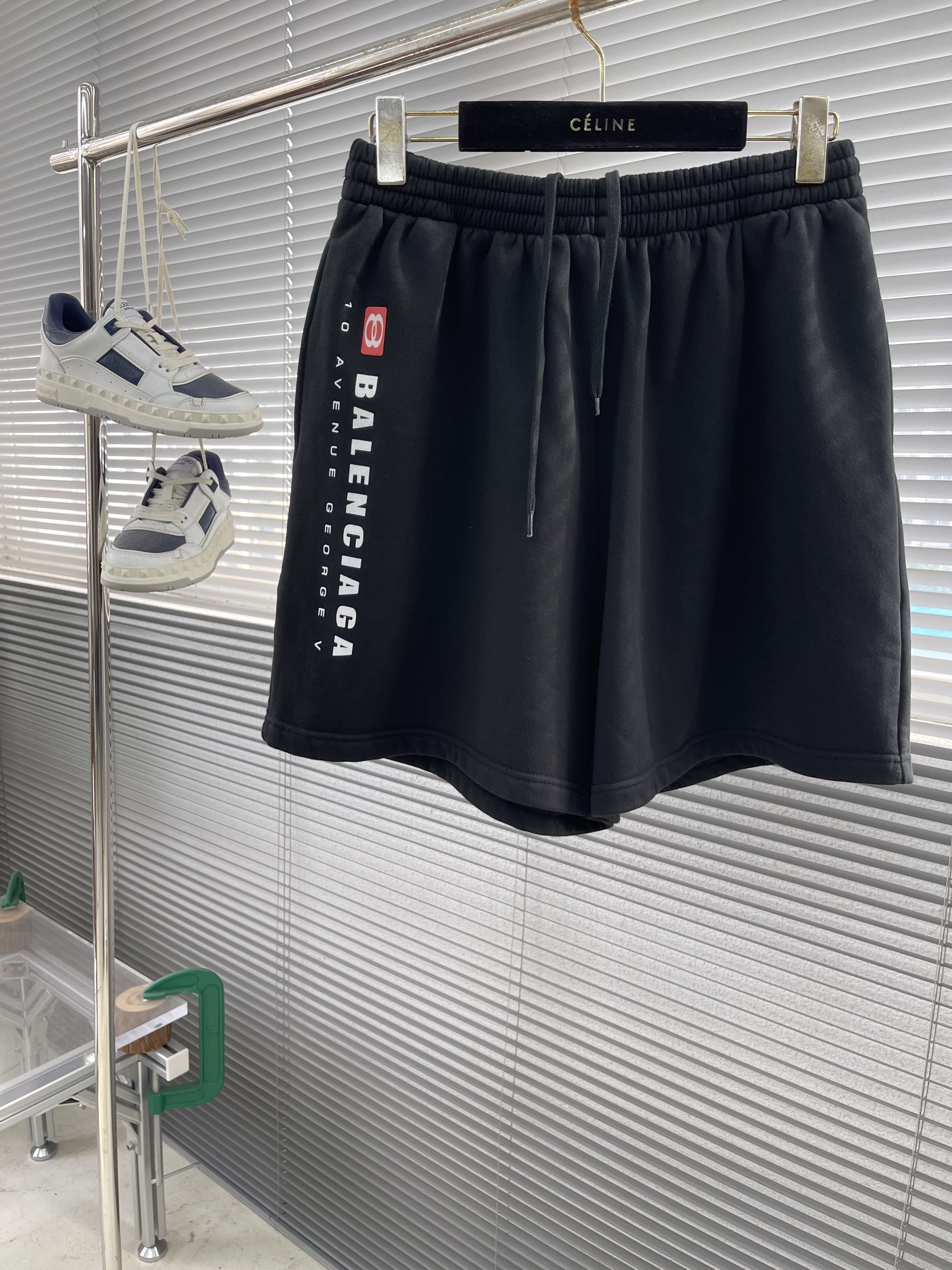 발렌시아가 Balenciaga 반바지