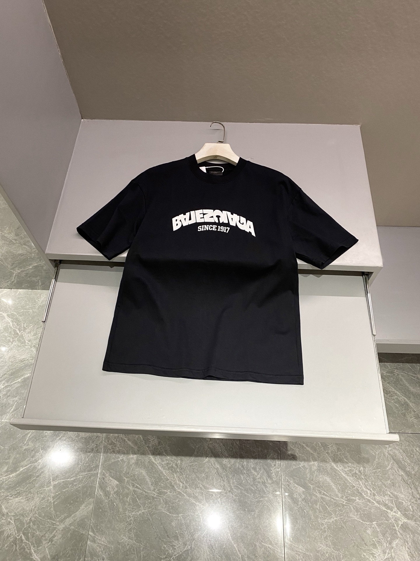 발렌시아가 Balenciaga 반팔 티셔츠