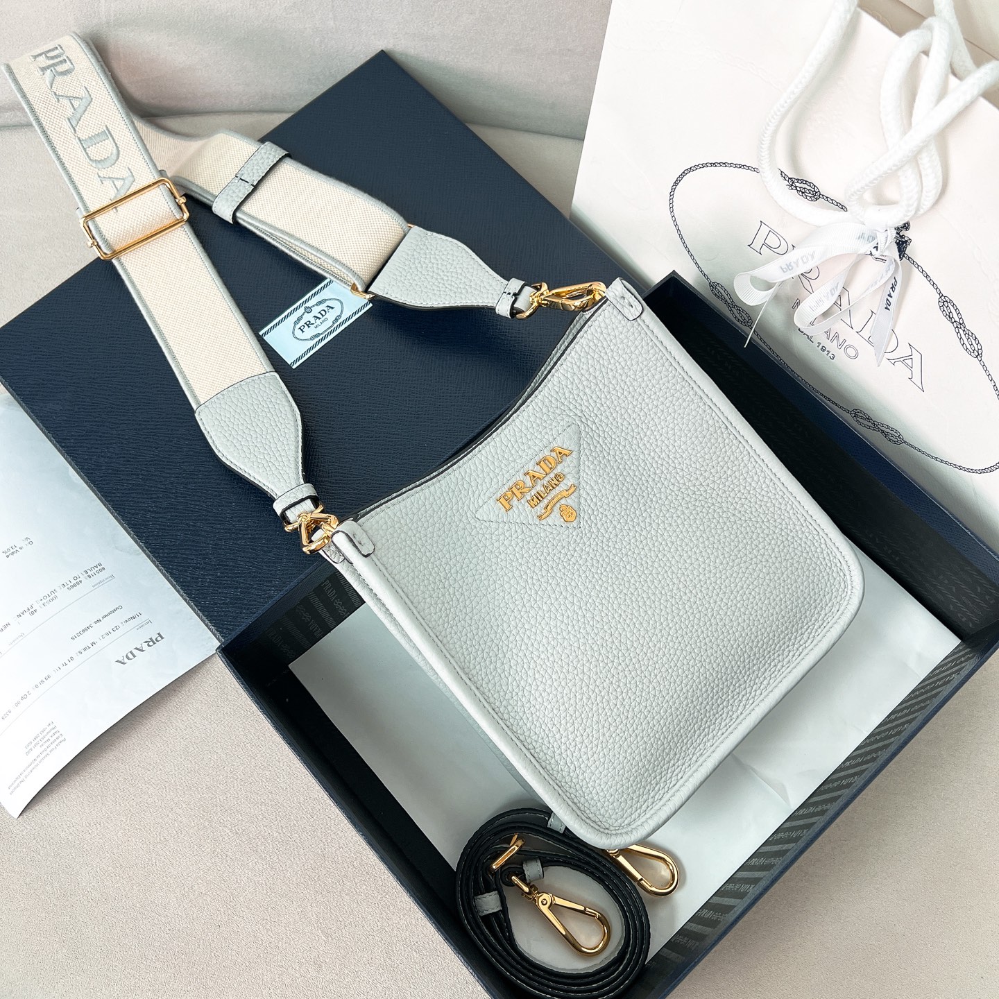 프라다 Prada 1BH191 숄더백 20CM