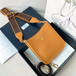 프라다 Prada 1BH191 숄더백 20CM