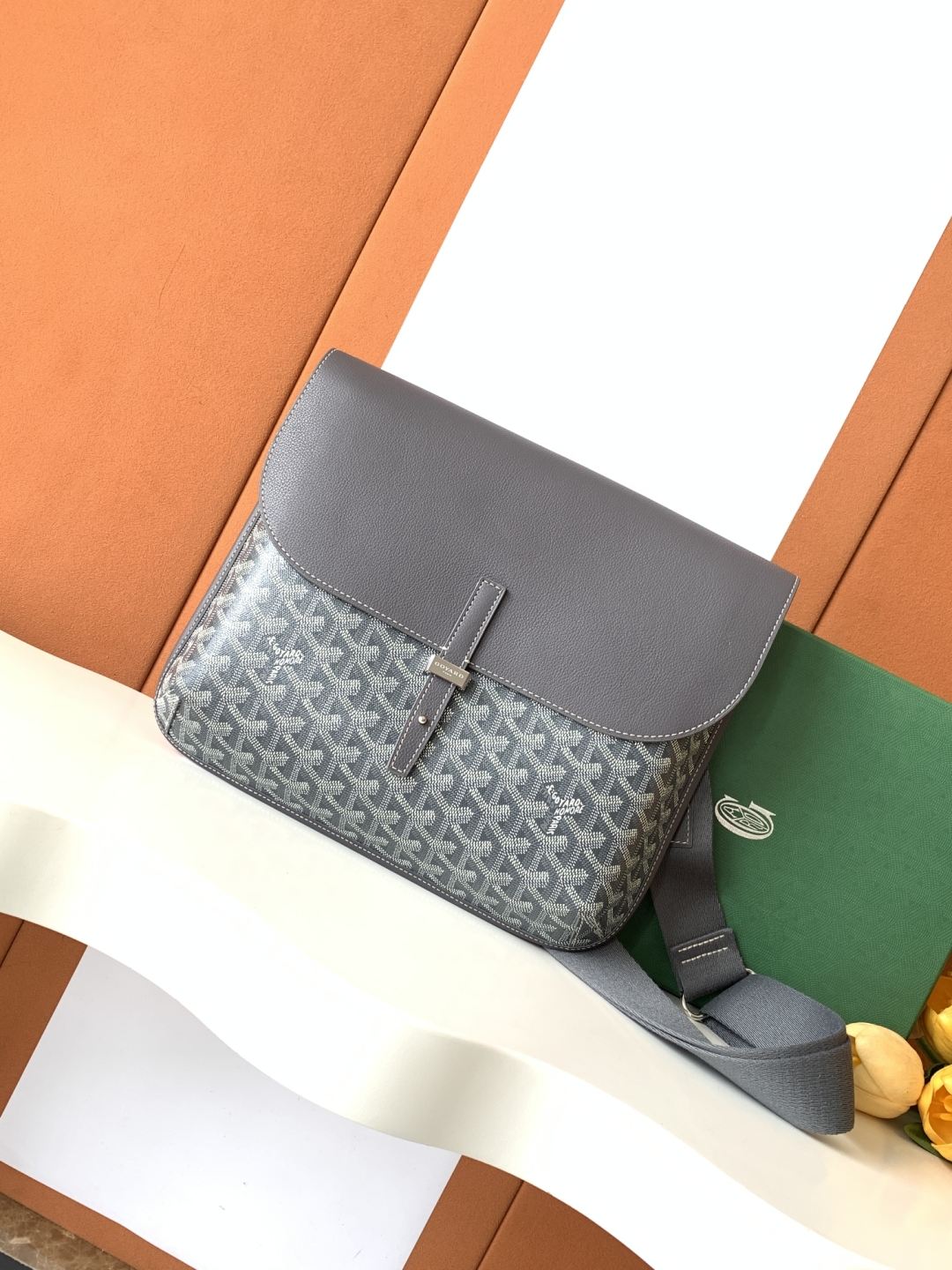고야드 Goyard COURSIER 크로스 백 32CM