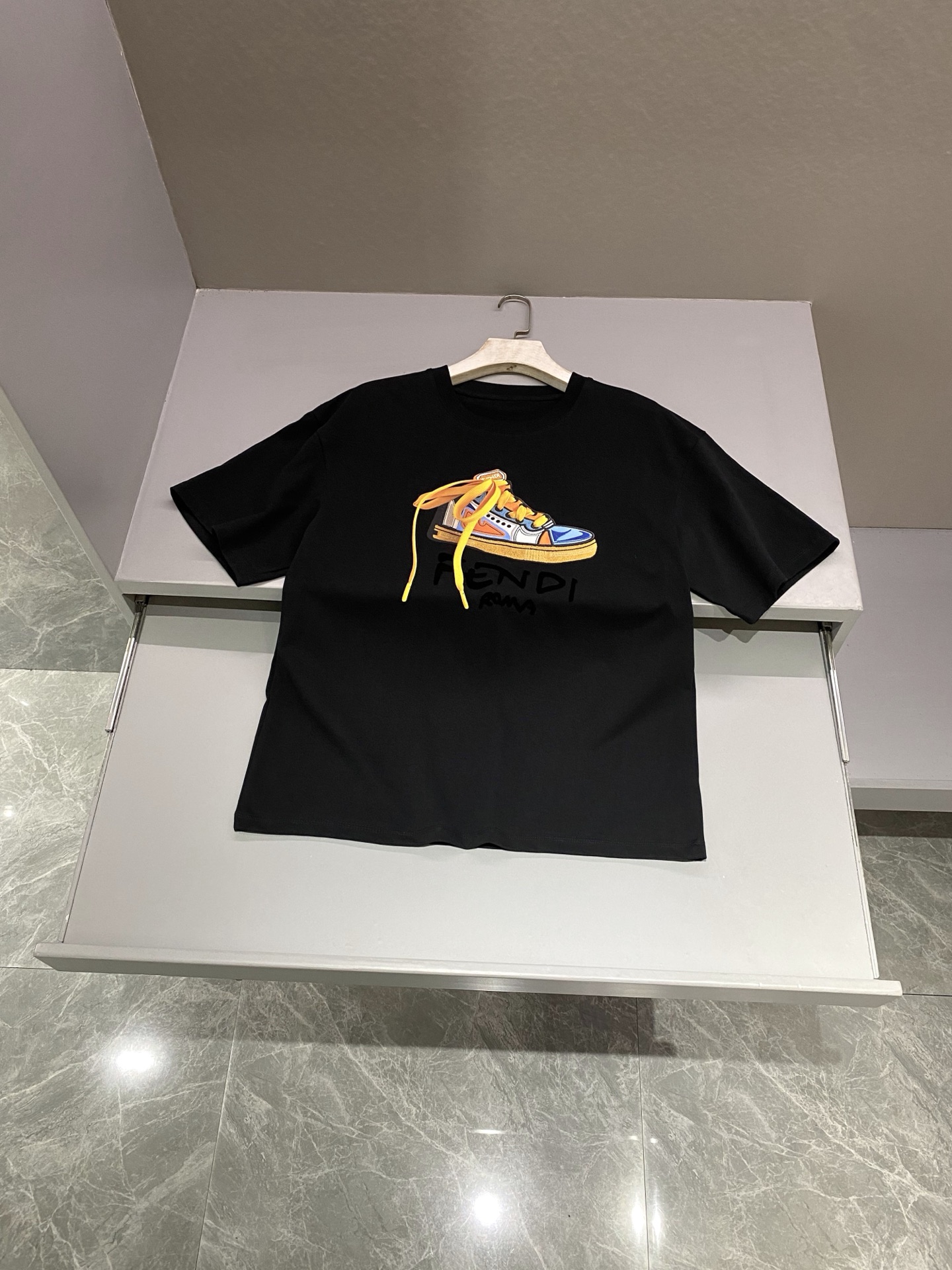 펜디 FENDI 반팔 티셔츠