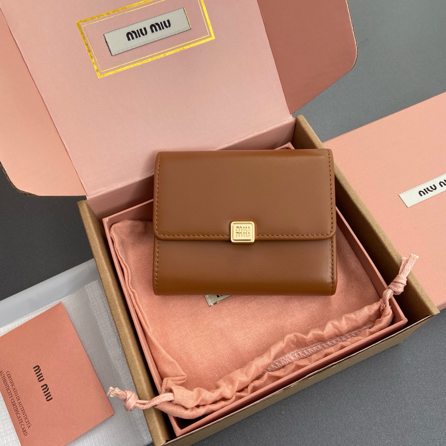 미우 미우 MIU MIU 지갑 5MH033-MM0240 11.5CM