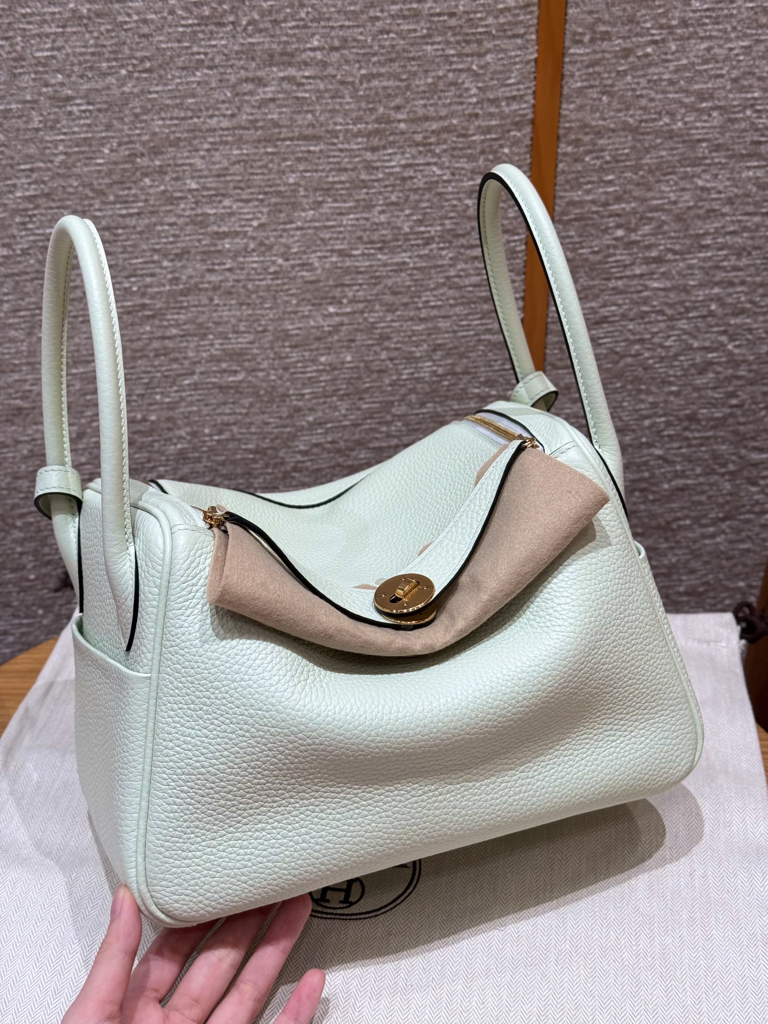 에르메스 Hermes Lindy 26cm Clemence 0S Vert Fizz/gold