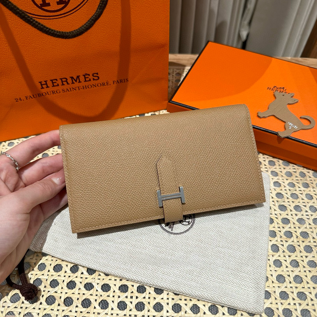 에르메스 Hermes Bearn wallet Soufflet 17.5cm Epsom 0M Chai/silver