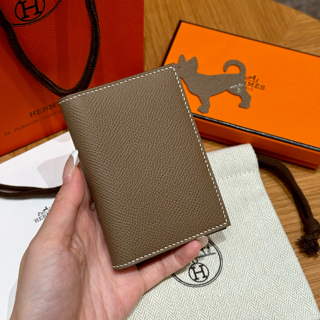 에르메스 Hermes MC² Euclide Card Holder 10.5cm Epsom 18 Etoupe