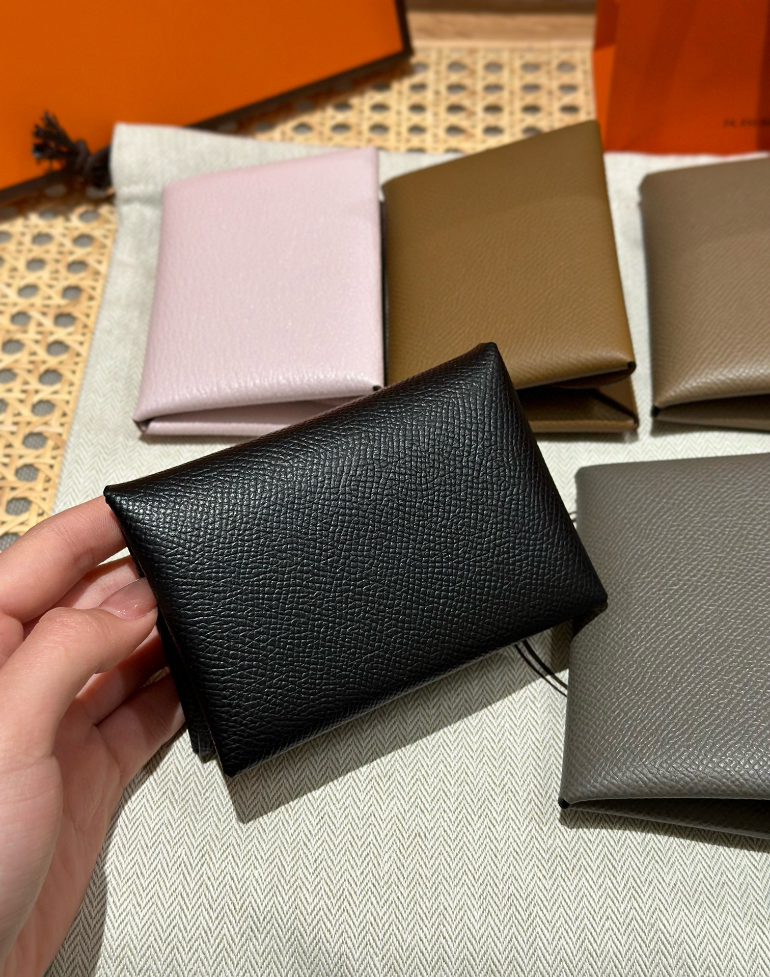 에르메스 Hermes Calvin duo Card Holder 10.5cm Epsom 89 Noir/silver