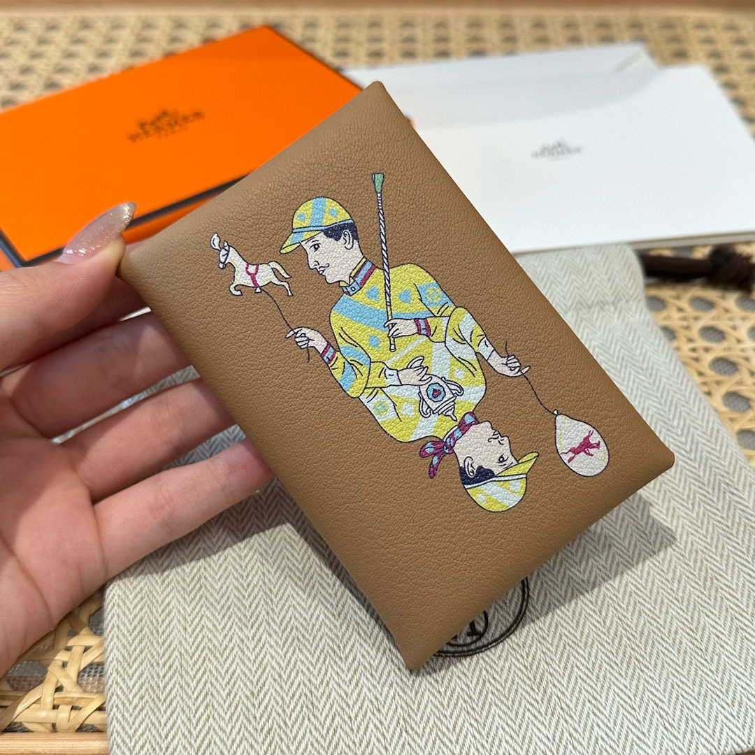 에르메스 Hermes Calvin duo Card Holder 10.5cm Chèvre 0M Chai/silver
