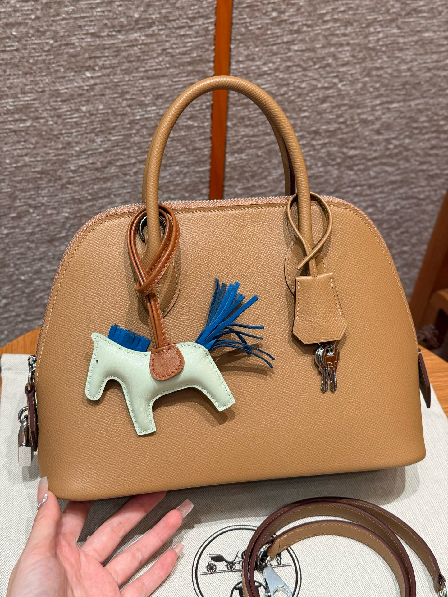 에르메스 Hermes Bolide 25cm Epsom OM Chai/silver