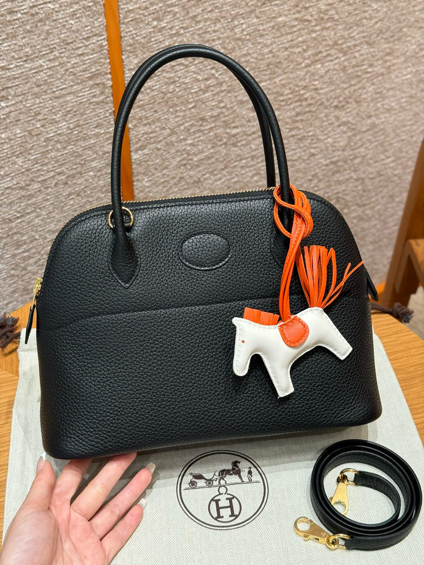 에르메스 Hermes Bolide 27cm Clemence 89 Noir/gold