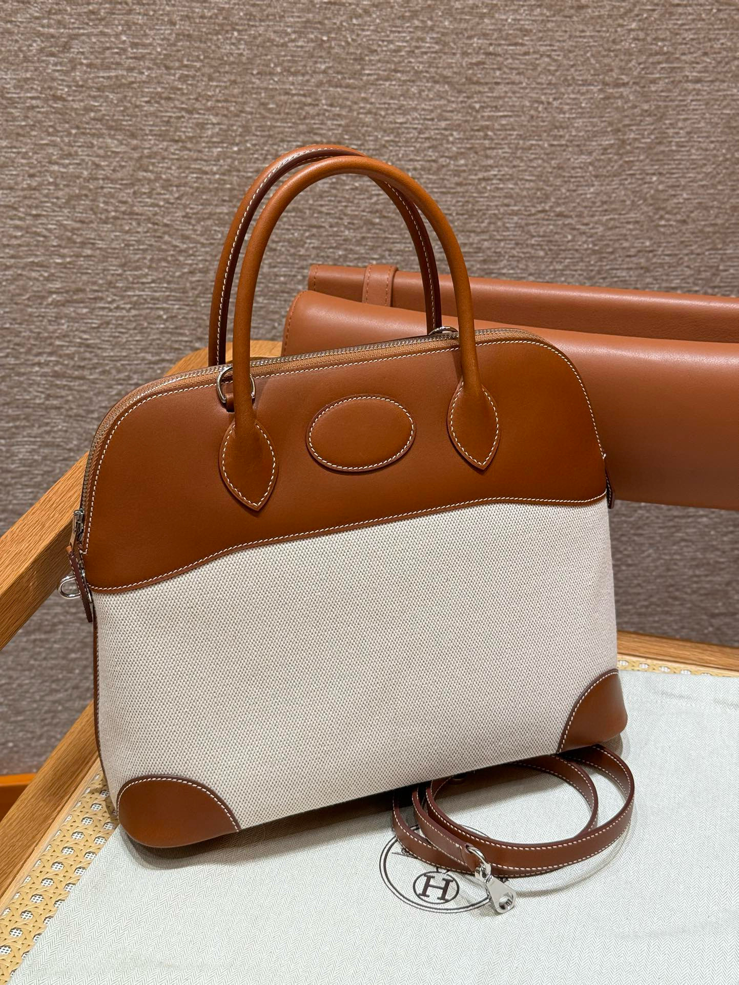 에르메스 Hermes Bolide 31cm Barenia 37 Gold/silver