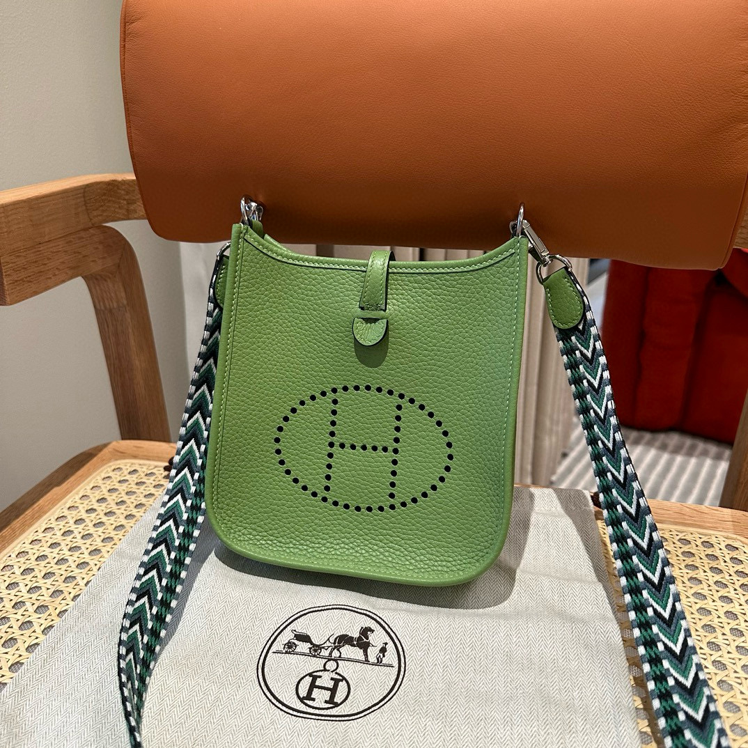 에르메스 Hermes Mini Evelyne 16cm clemence 3i Vert Criquet/silver