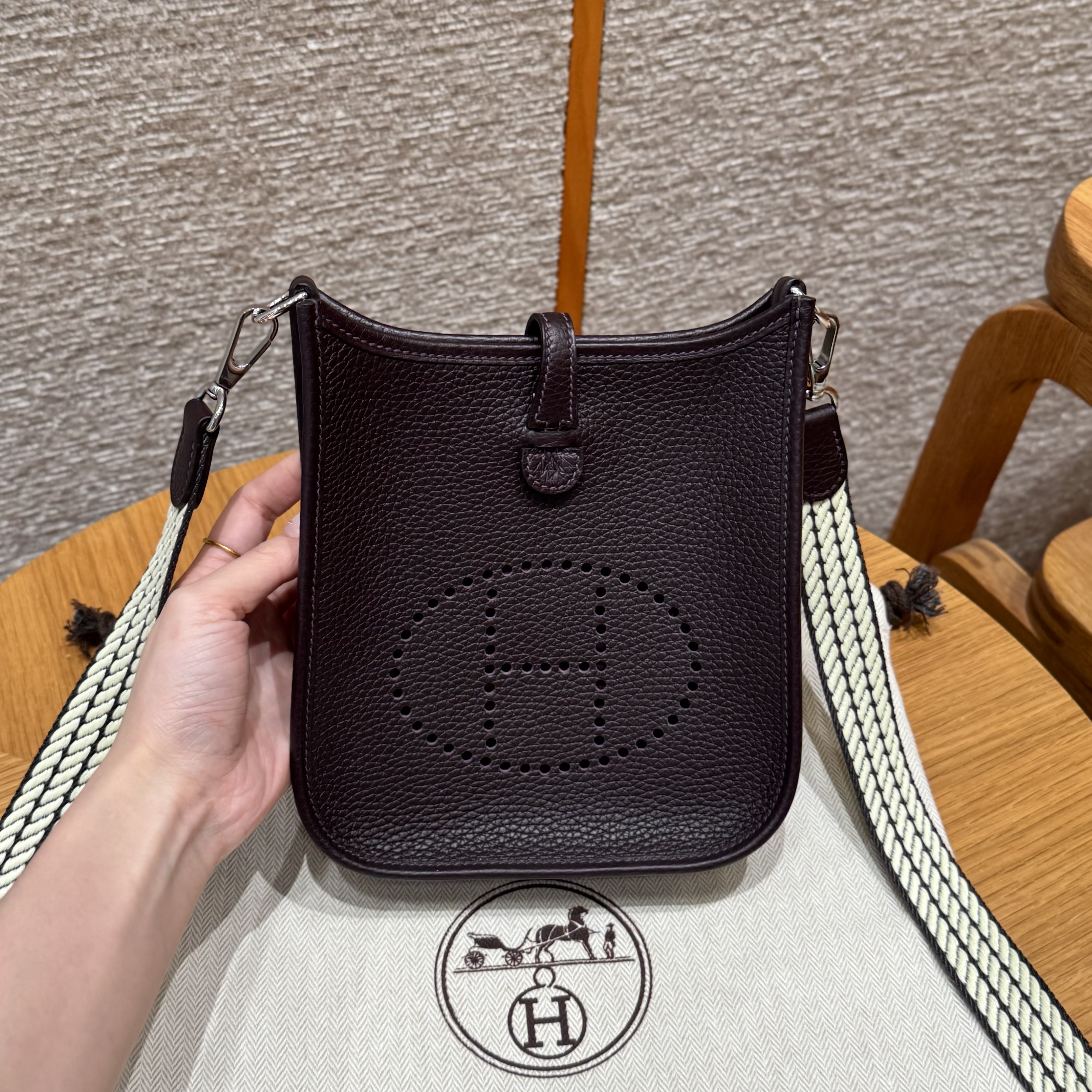 에르메스 Hermes Mini Evelyne 16cm clemence 3W Prunoir/silver