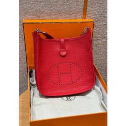 에르메스 Hermes Evelyne 29cm clemence Q5 Rouge casaque/gold