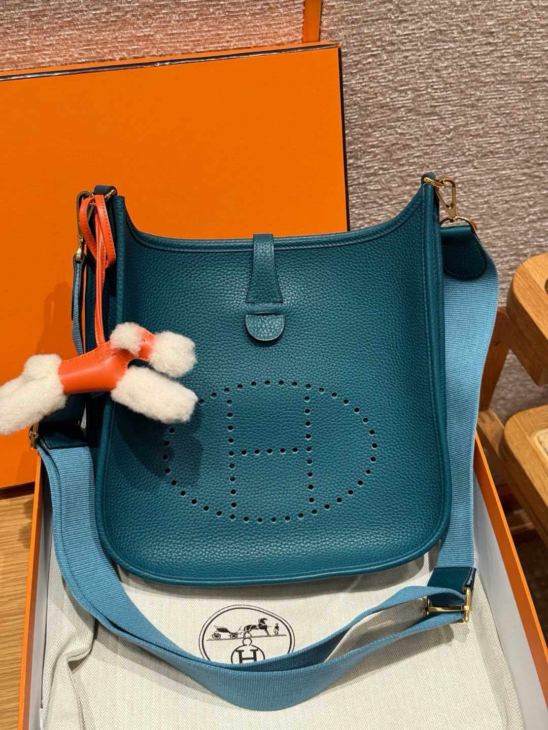 에르메스 Hermes Evelyne 29cm clemence W0 Vert Bosphore/gold