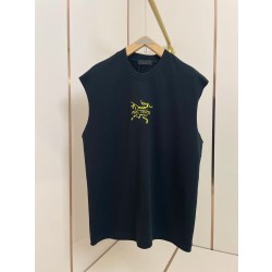아크테릭스 ARC'TERYX 조끼