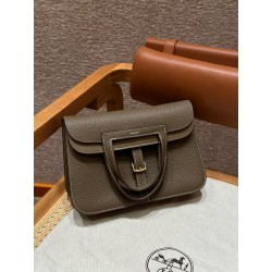 에르메스 Hermes Halzan 22cm clemence 18 Etoupe/gold
