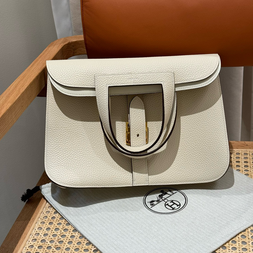 에르메스 Hermes Halzan 31cm clemence i2 Nata/gold