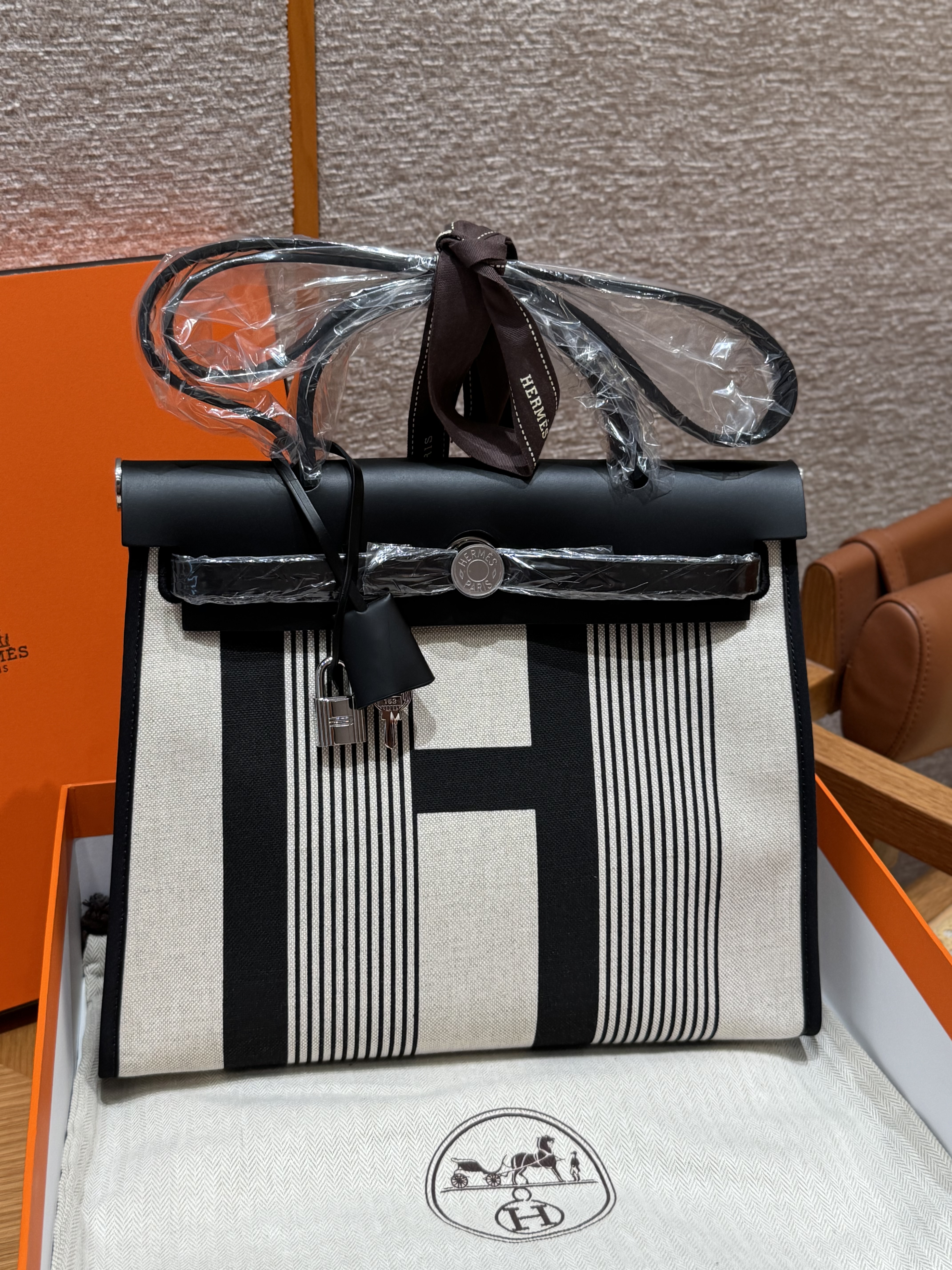 에르메스 Hermes Herbag 31cm Black/silver