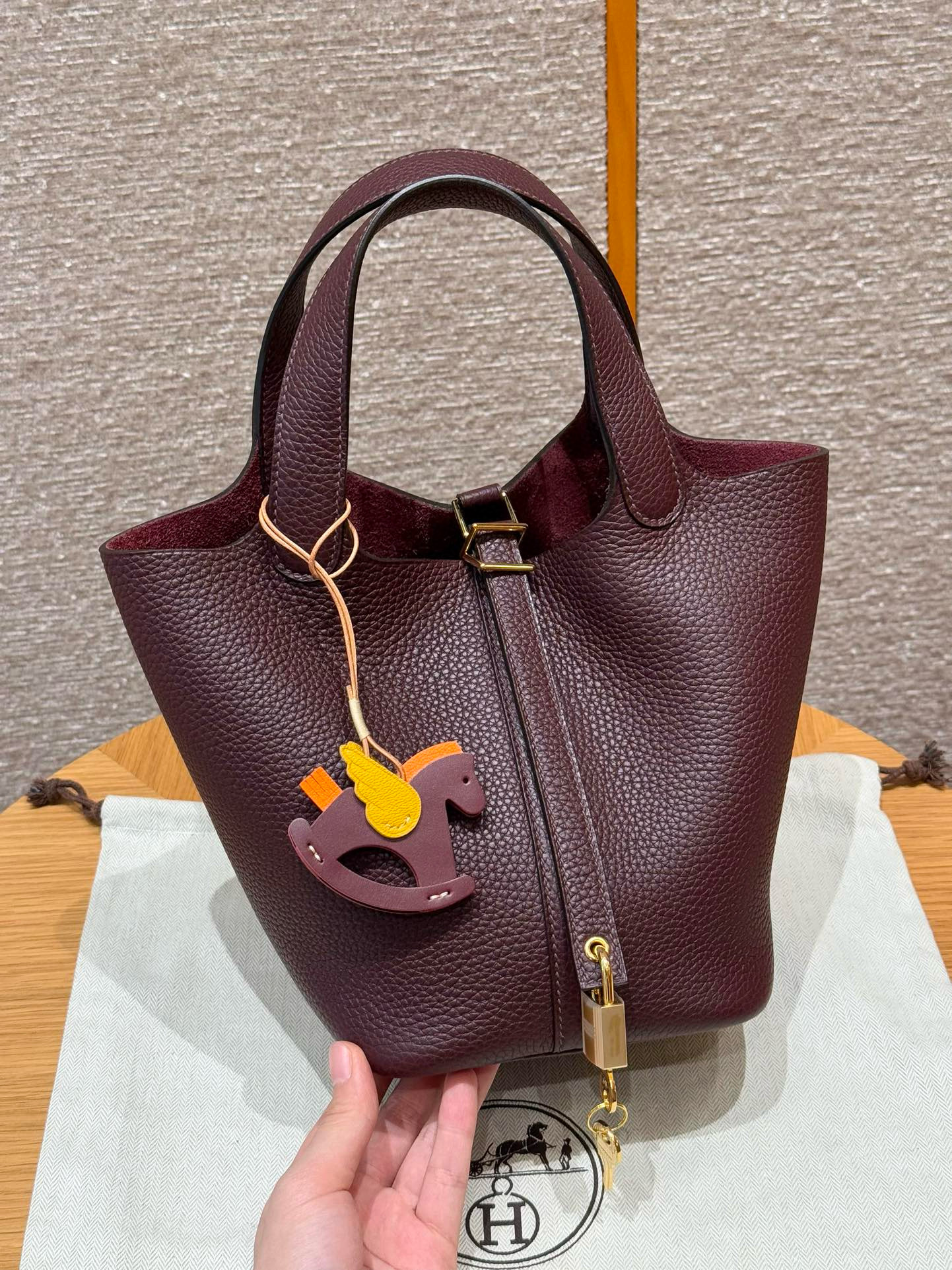 에르메스 Hermes Picotin lock 18cm clemence 0G Rouge seller/gold