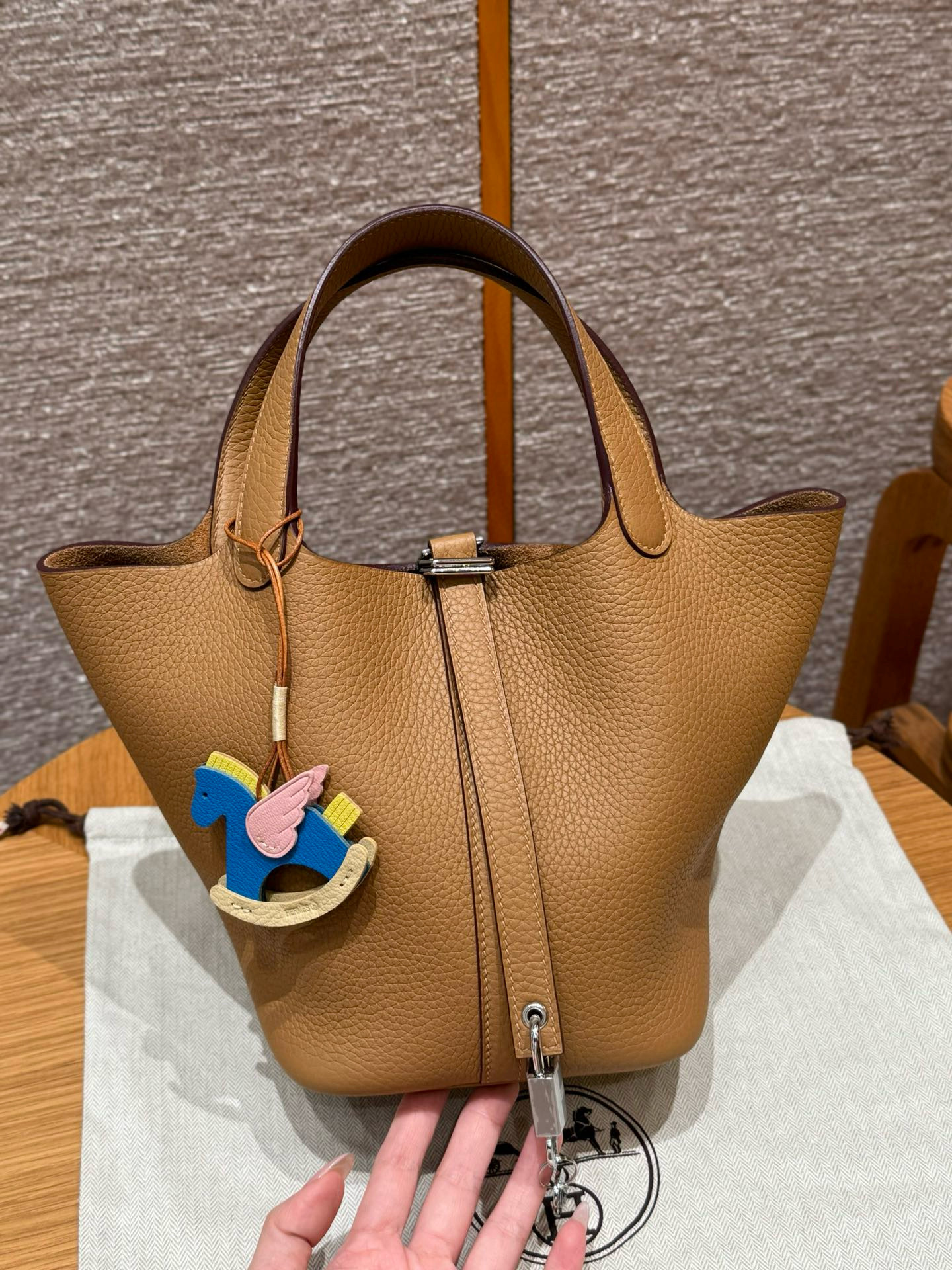 에르메스 Hermes Picotin lock 18cm clemence 4B Biscuit/sliver