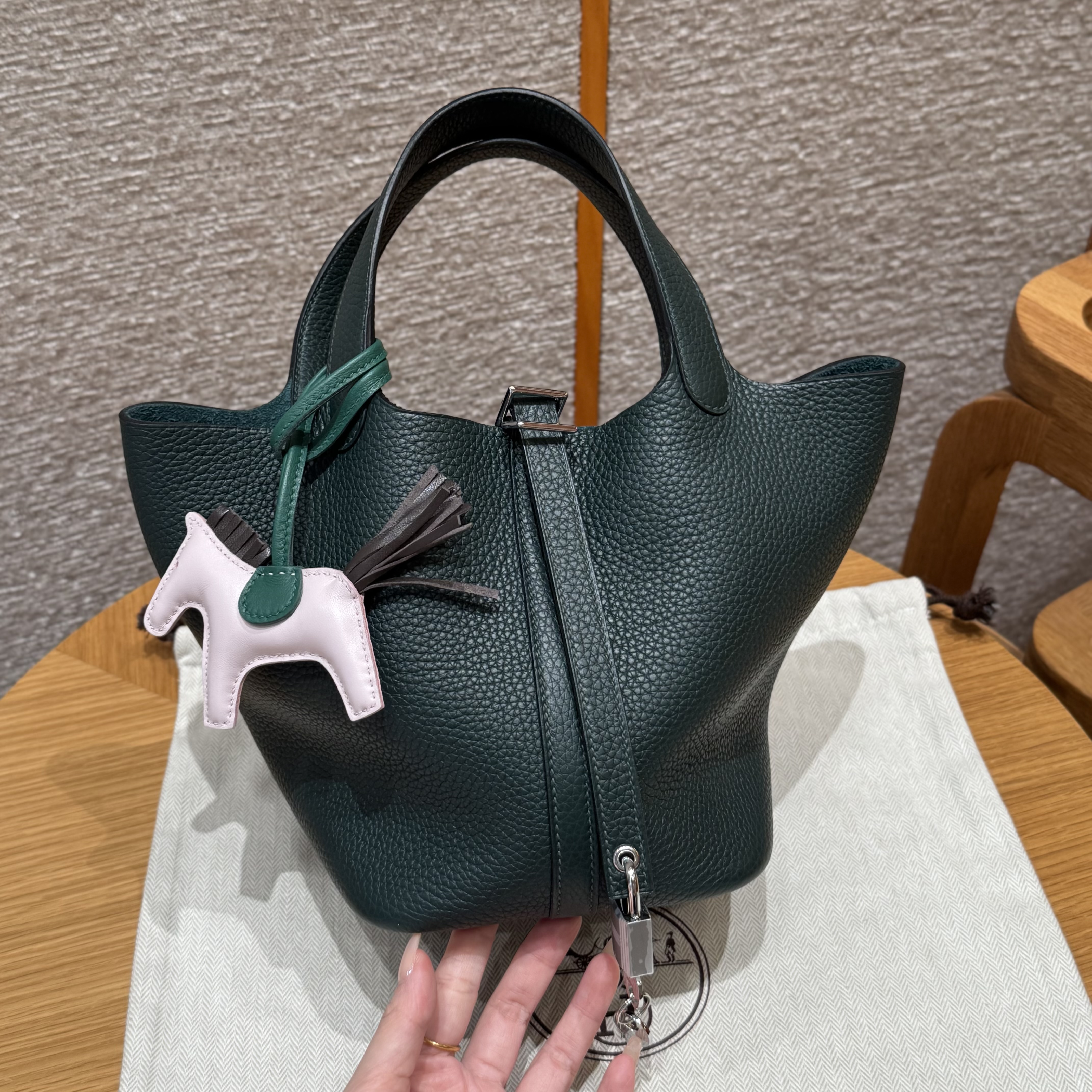 에르메스 Hermes Picotin lock 18cm clemence 60 Vert pochette/sliver