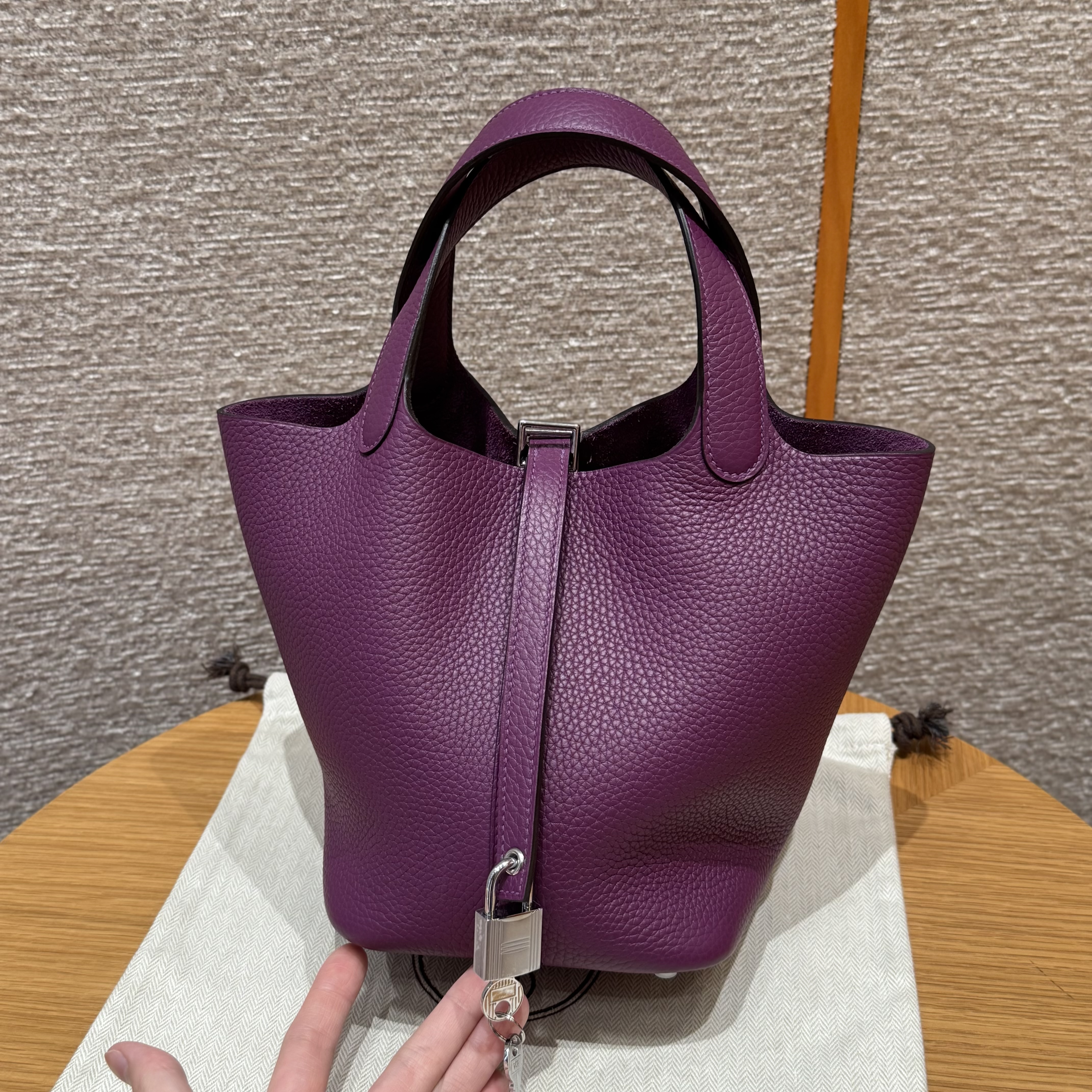 에르메스 Hermes Picotin lock 18cm clemence P9 Anemone/silver