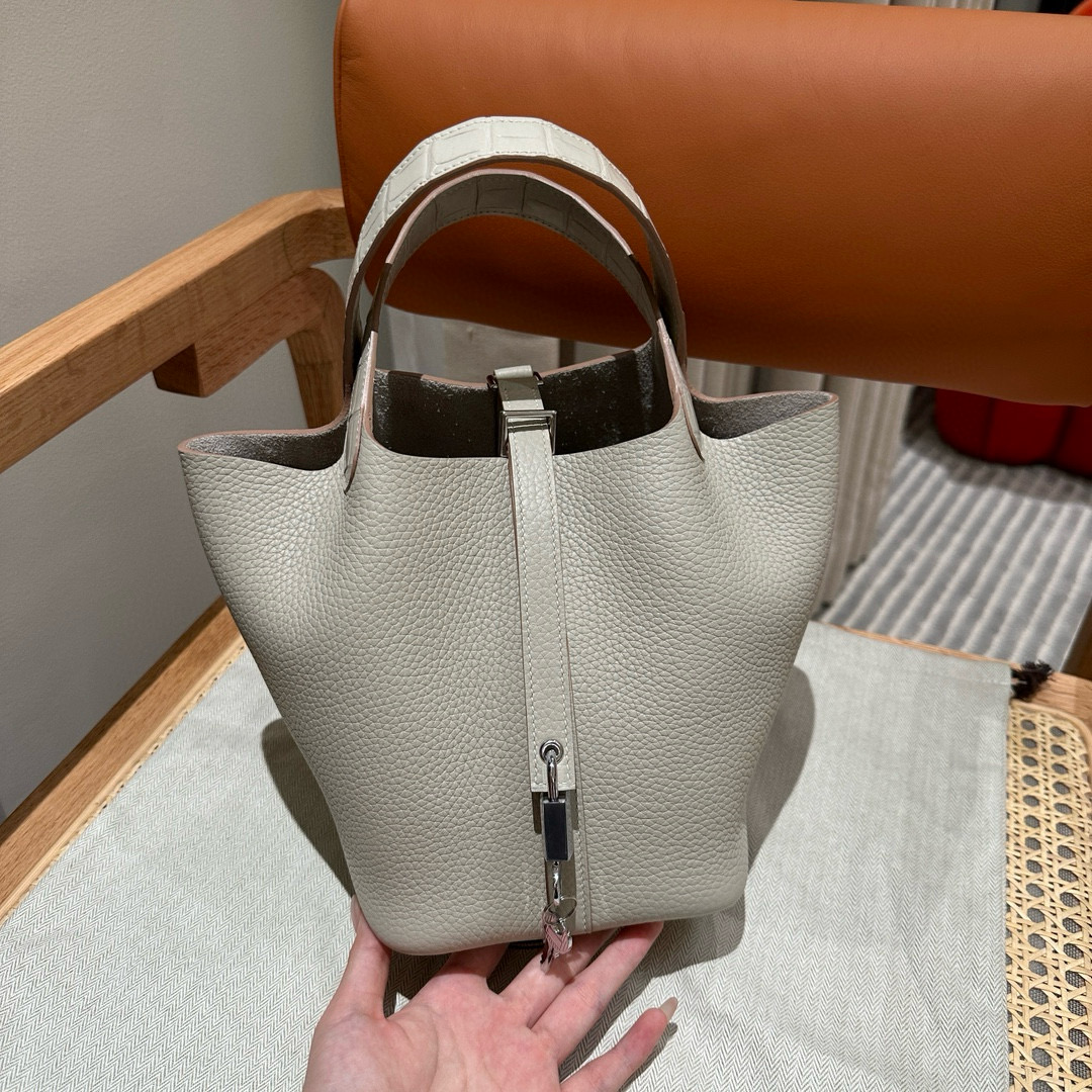 에르메스 Hermes Picotin Touch 18cm clemence and Matte Alligator 8L Beton/silver