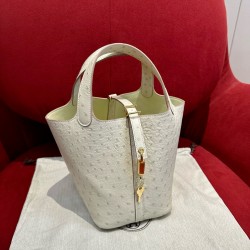 에르메스 Hermes Picotin lock 18cm KK ostrich 8L Beton/gold
