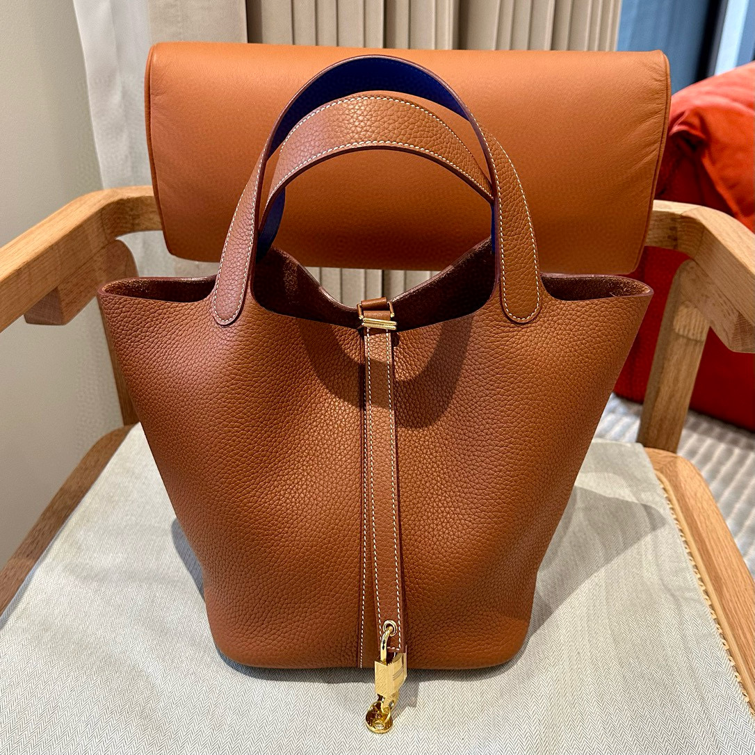 에르메스 Hermes Picotin lock 22cm clemence 37 Gold and 7T Blue electric/gold