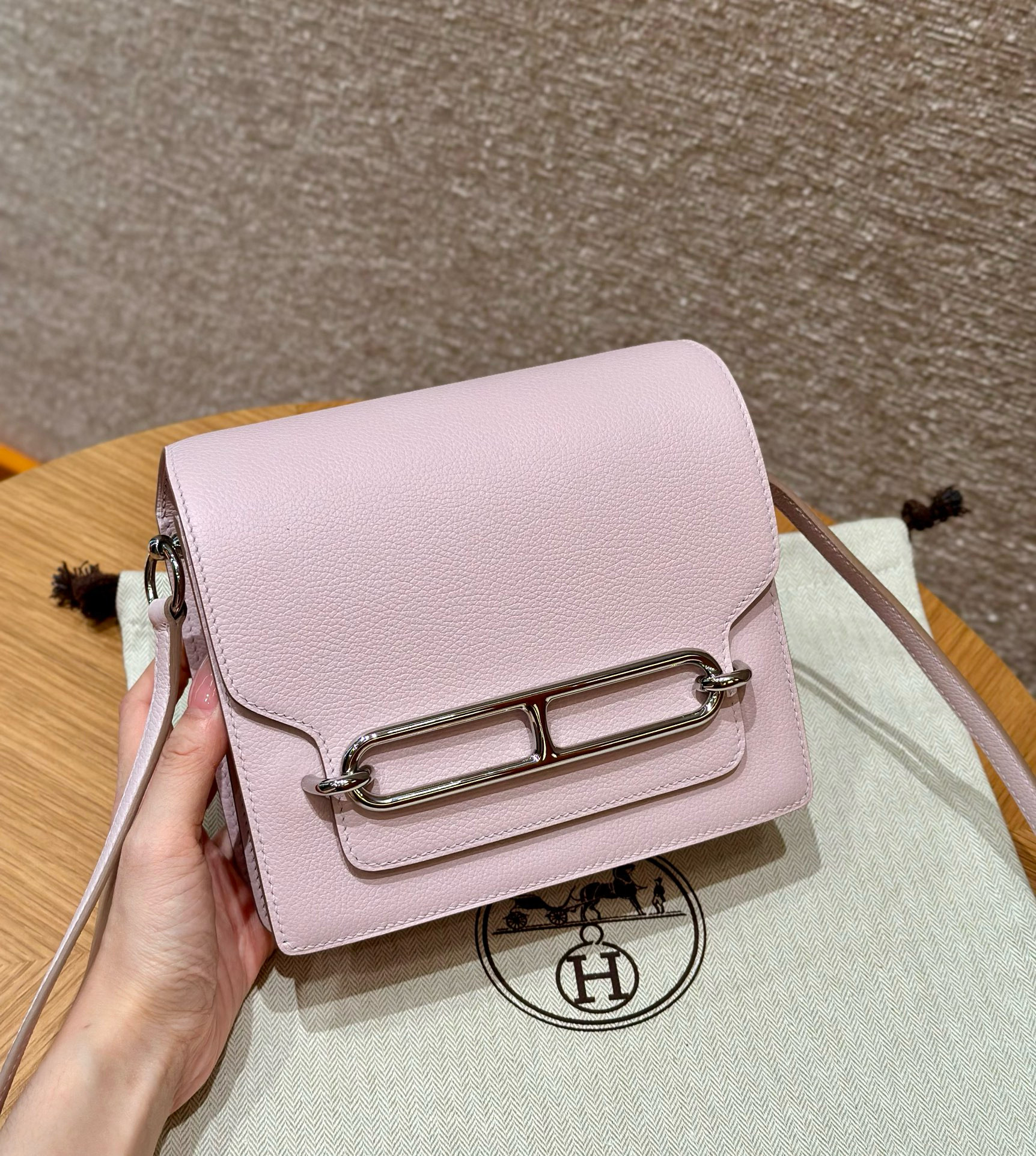 에르메스 Hermes Roulis 18cm Evercolor 09 Mauve pale/silver