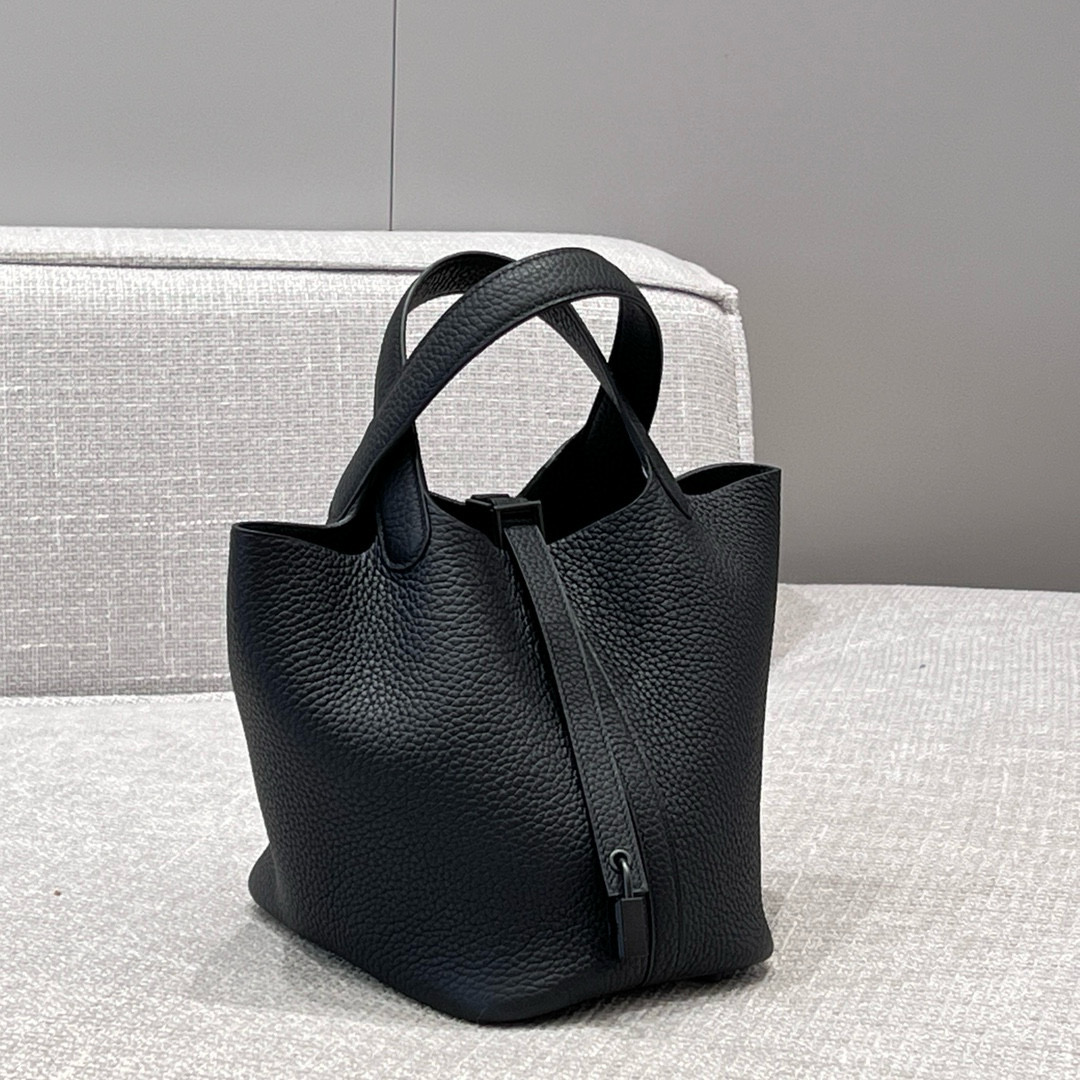 에르메스 Hermes Picotin 18cm TC 89 Noir/so black