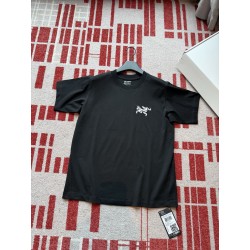 아크테릭스 ARC'TERYX 반팔 티셔츠