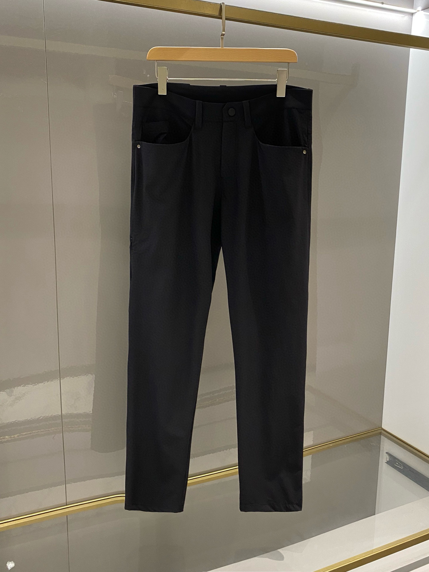 아크테릭스 ARC'TERYX 바지