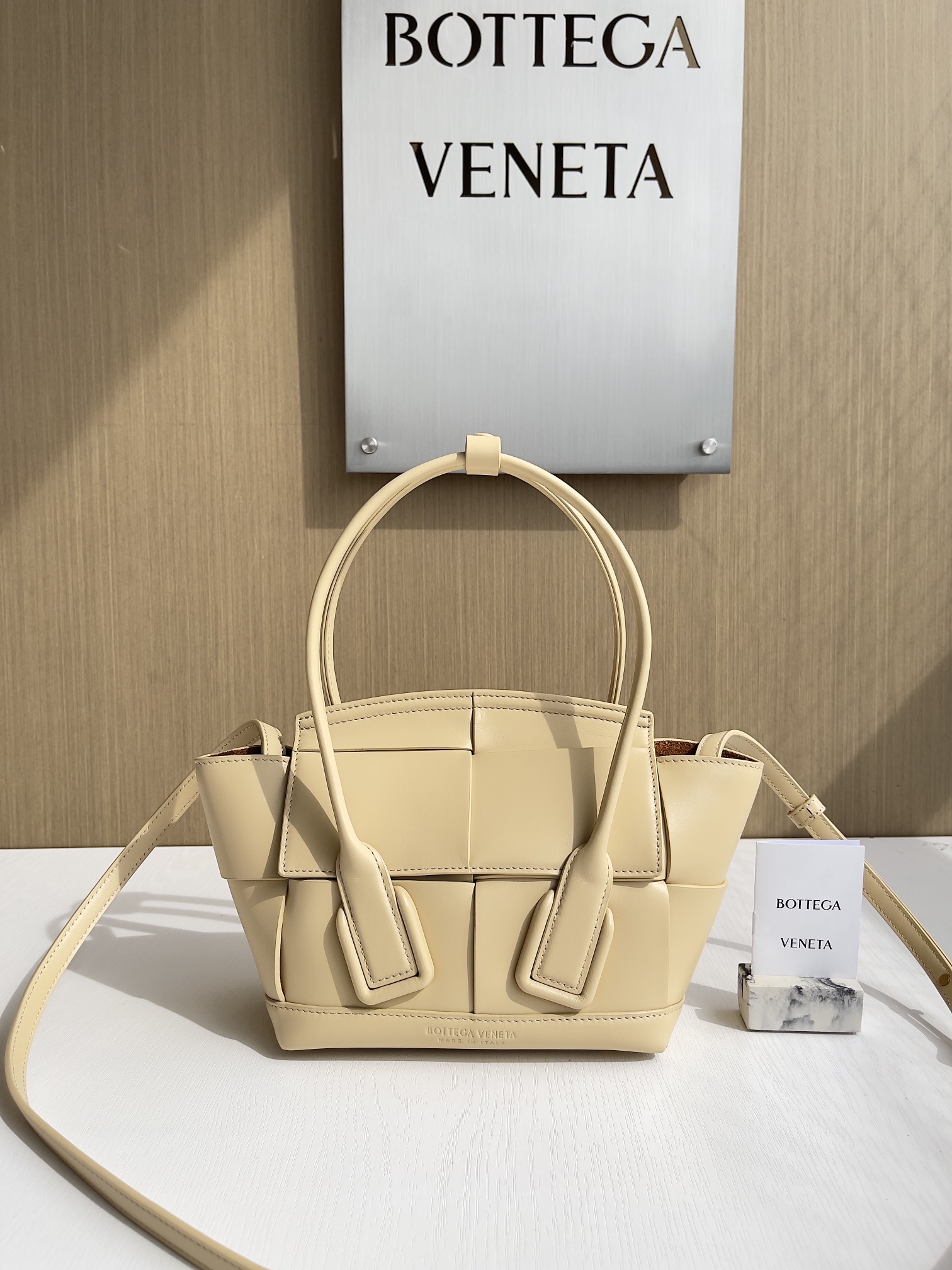 보테가베네타 Bottega Veneta 575943 Arco 20cm