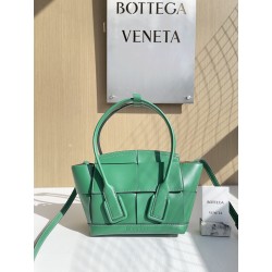 보테가베네타 Bottega Veneta 575943 Arco 숄더백 20cm