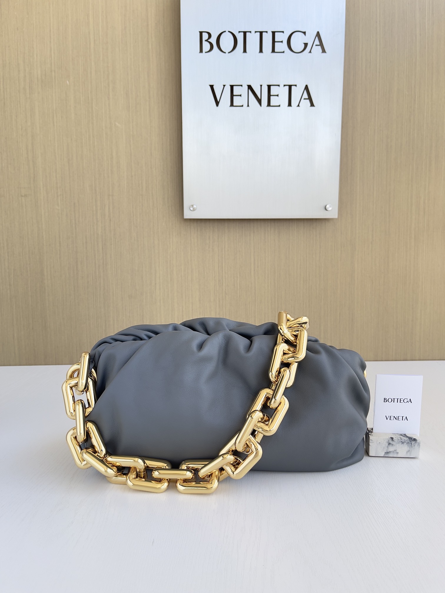 보테가베네타 Bottega Veneta 620230 Chain Pouch 31cm