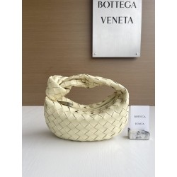 보테가베네타 Bottega Veneta 651876 Jodie 숄더백 23cm