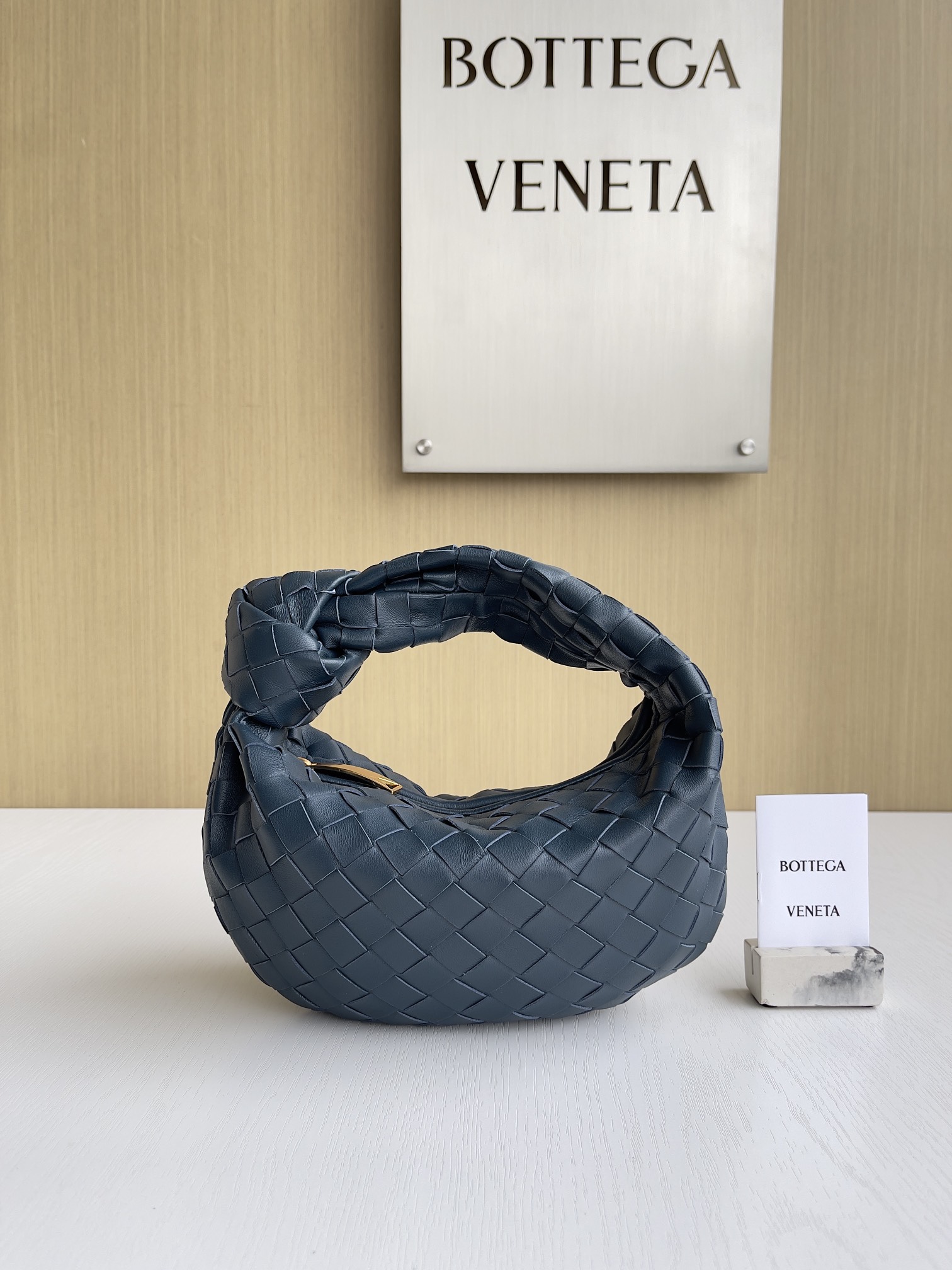 보테가베네타 Bottega Veneta 651876 Jodie 23cm