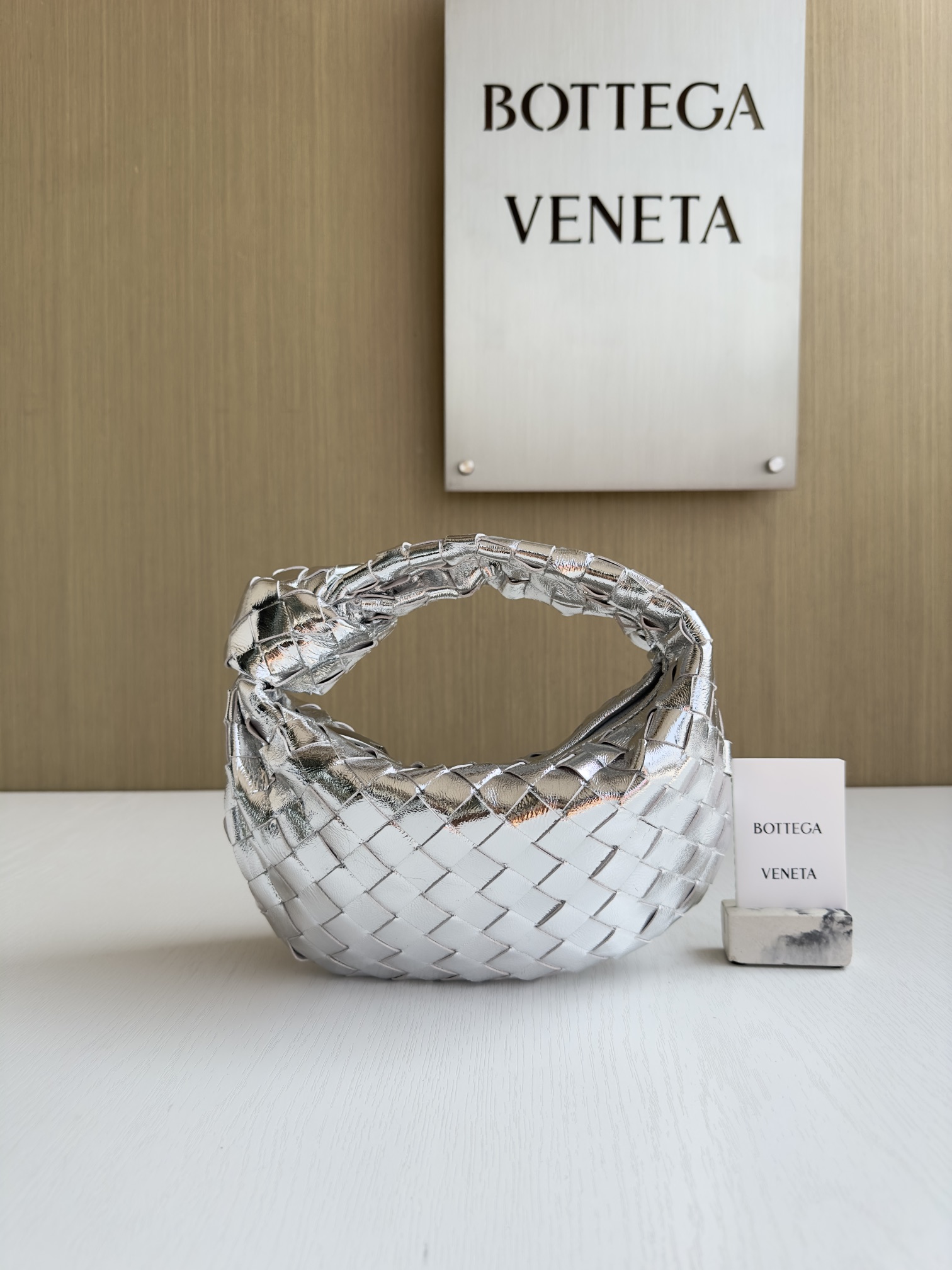 보테가베네타 Bottega Veneta 651876 Jodie 23cm