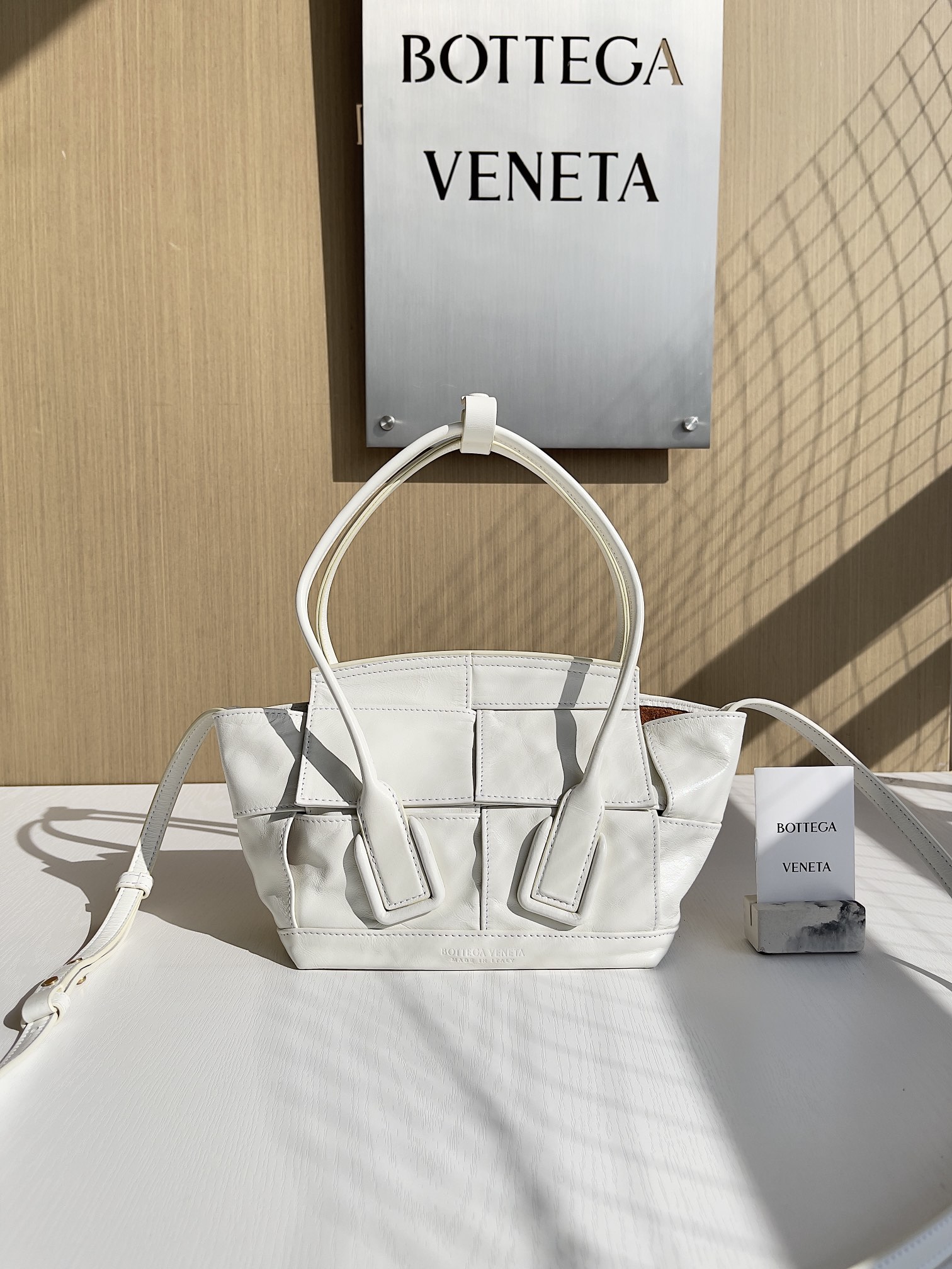 보테가베네타 Bottega Veneta 666873 Arco 17cm