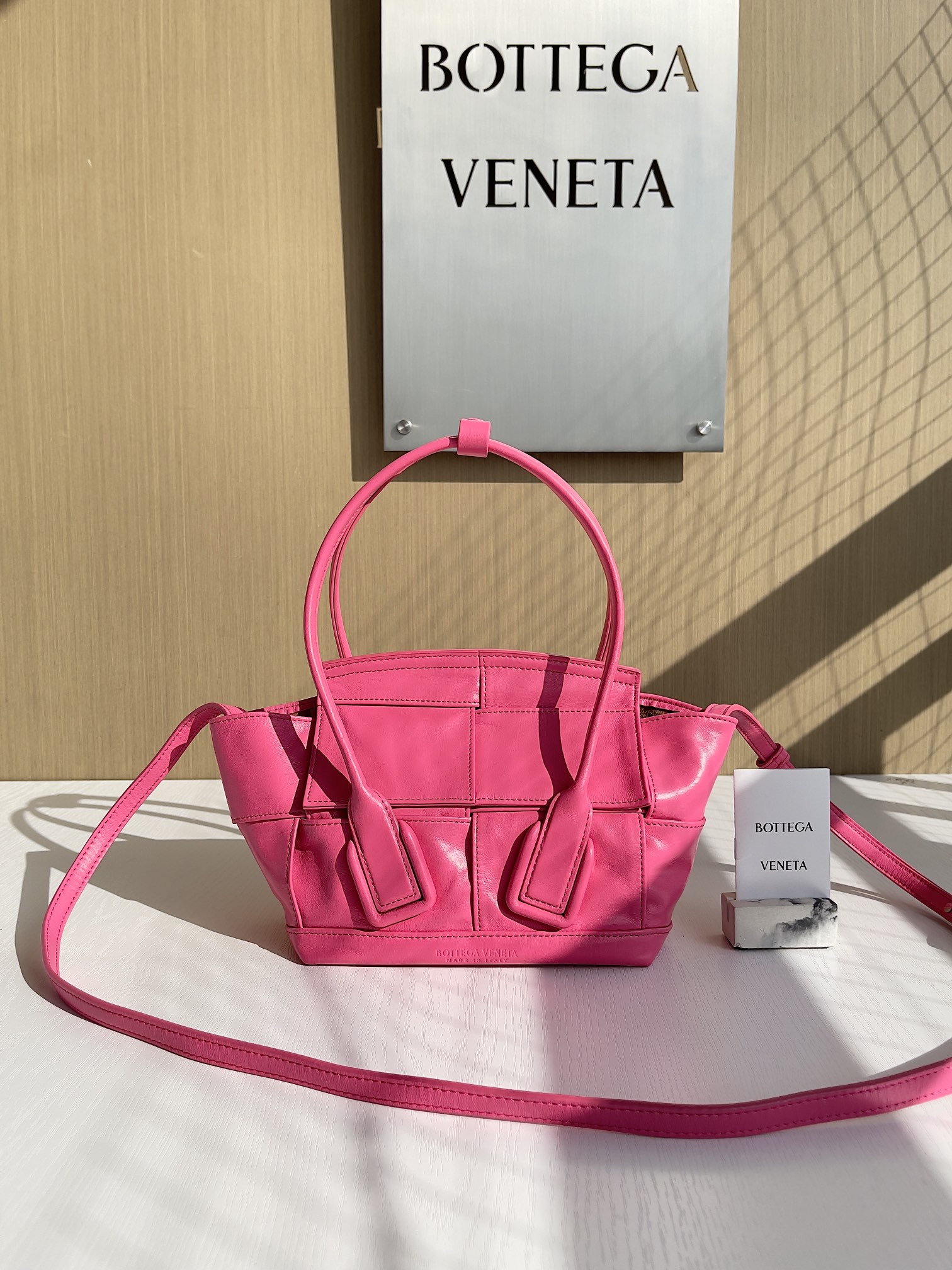 보테가베네타 Bottega Veneta 666873 Arco 17cm