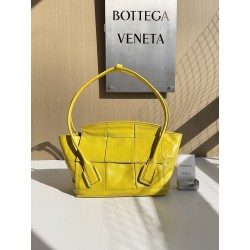 보테가베네타 Bottega Veneta 666874 Arco 숄더백 23cm