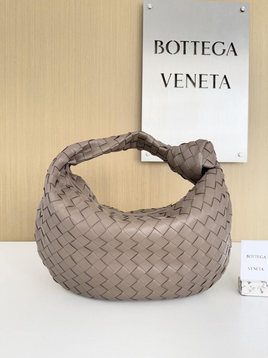 보테가베네타 Bottega Veneta 690225 Jodie 36cm