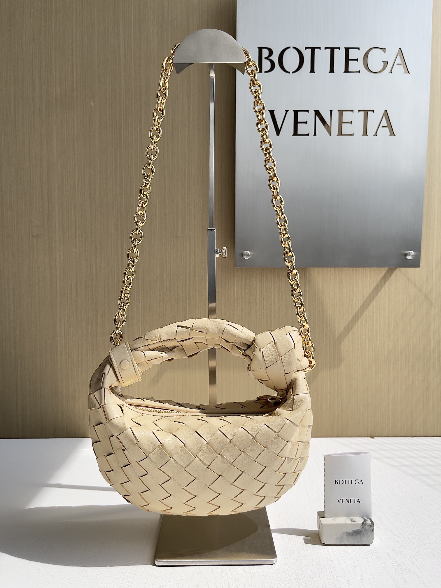 보테가베네타 Bottega Veneta 709562 Jodie 27cm