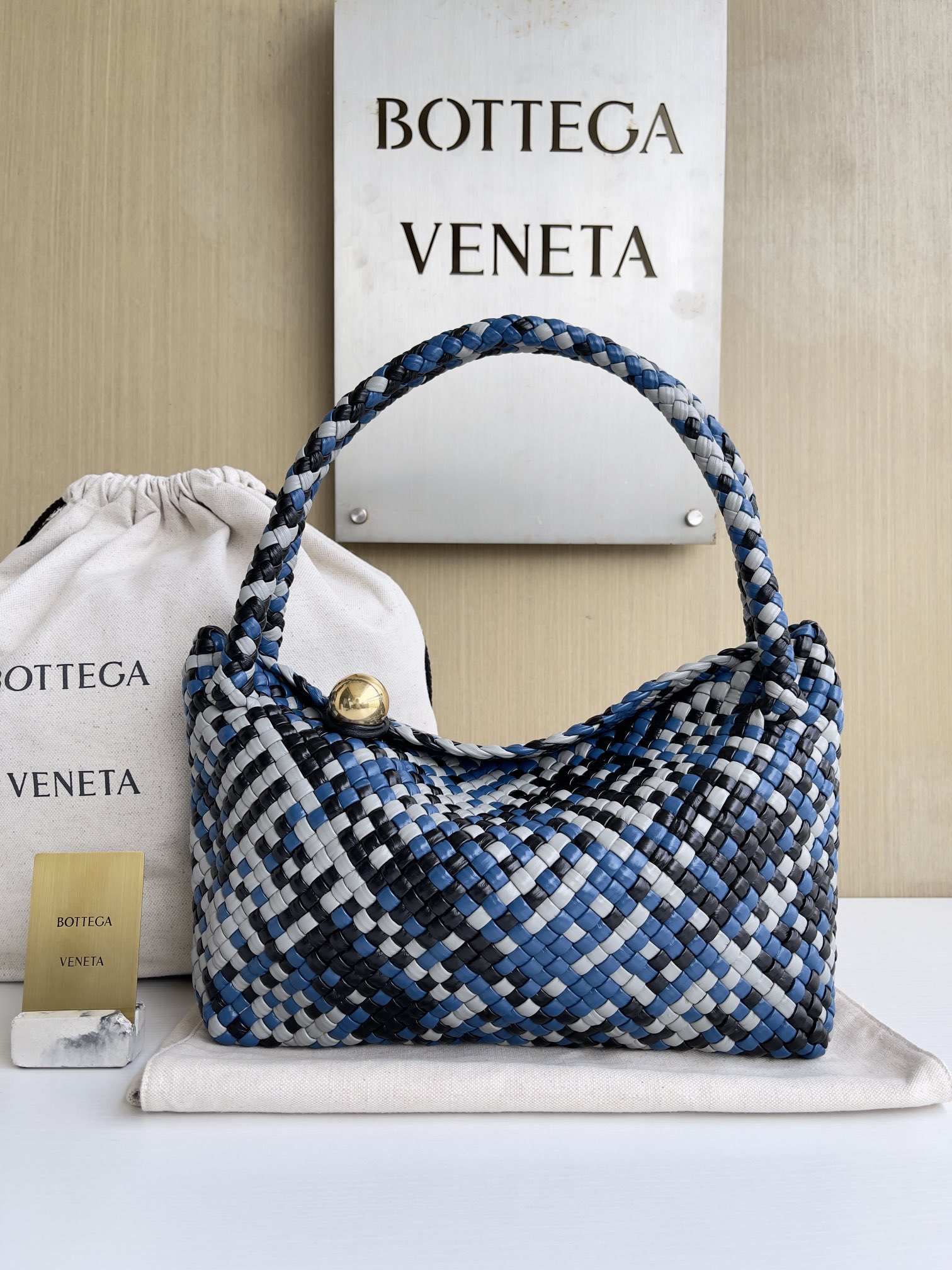 보테가베네타 Bottega Veneta 716974 Tosca 27cm