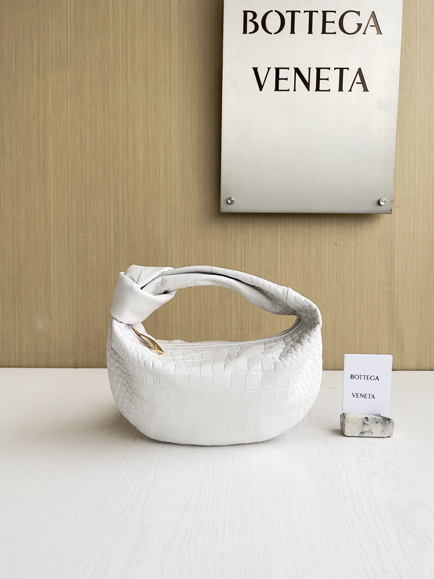 보테가베네타 Bottega Veneta 717709 Jodie 23cm