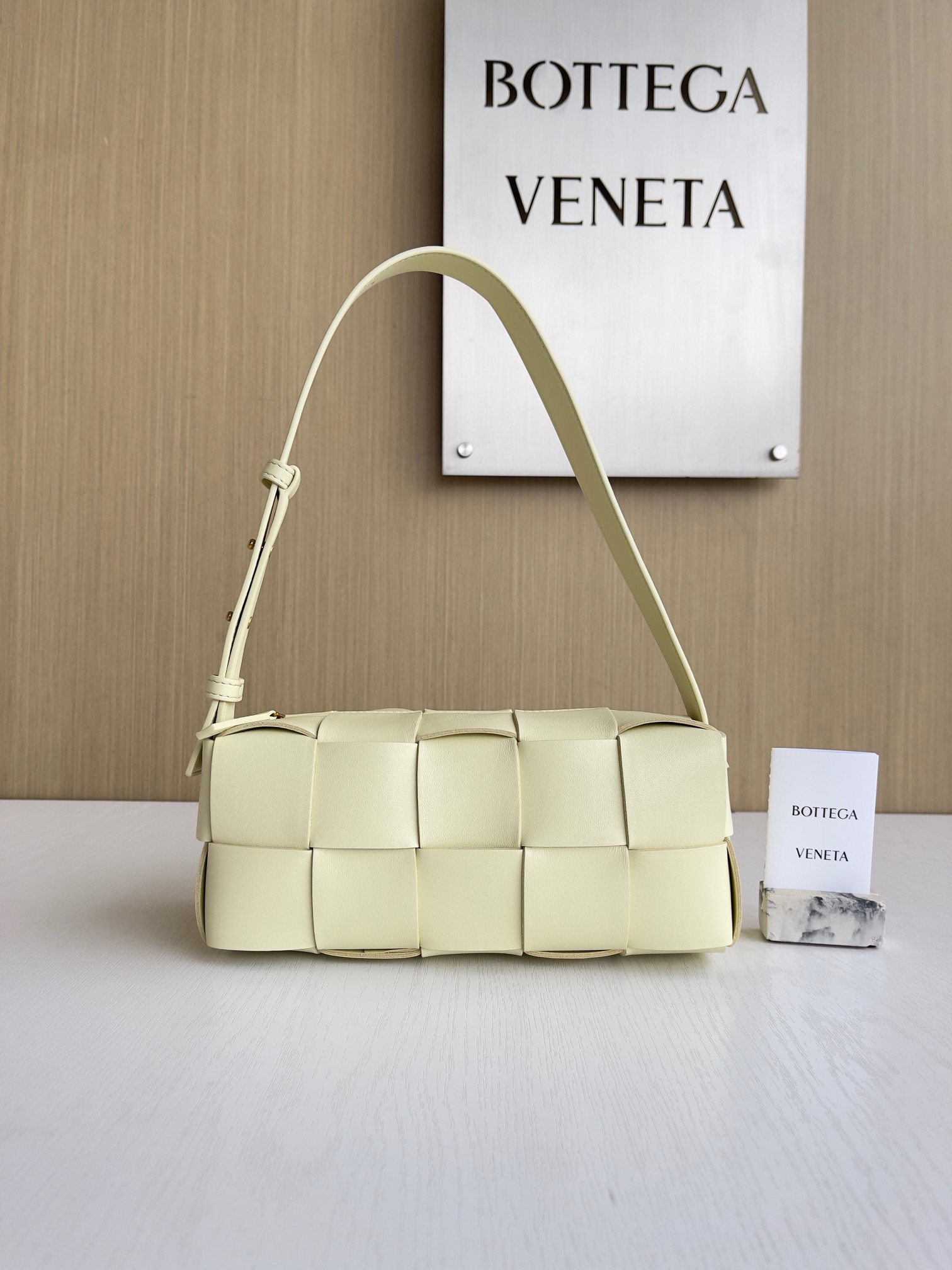 보테가베네타 Bottega Veneta 729166 Cassette 24cm
