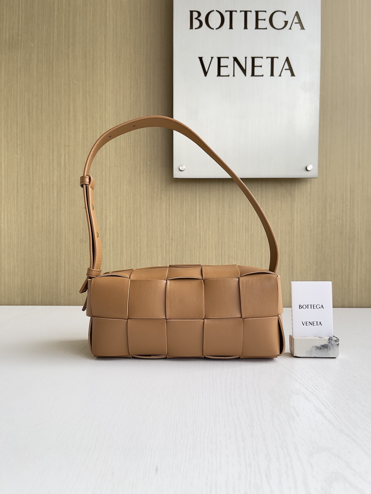 보테가베네타 Bottega Veneta 729166 Cassette 24cm