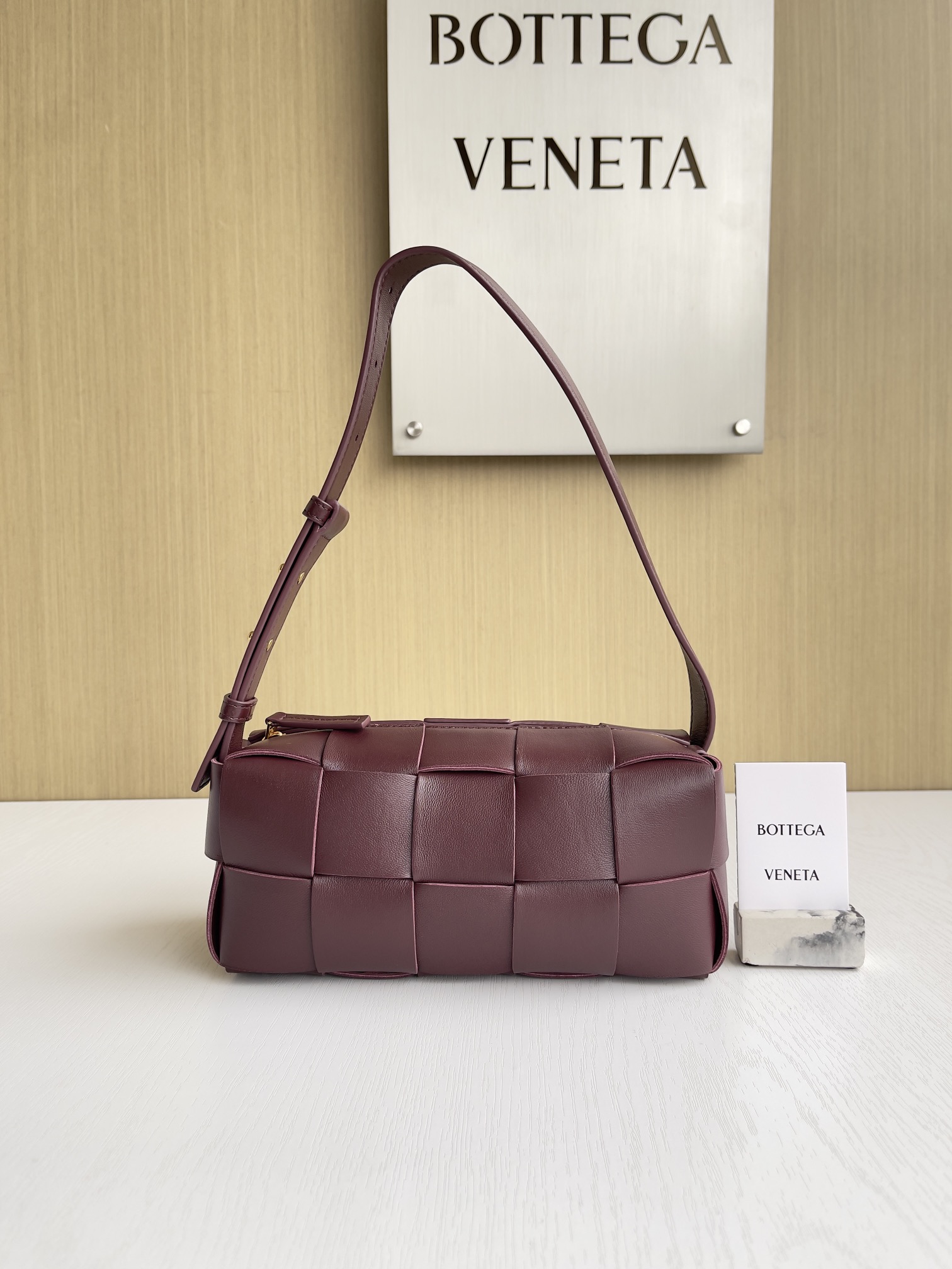 보테가베네타 Bottega Veneta 729166 Cassette 24cm
